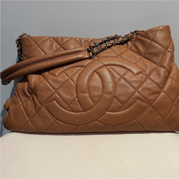 Chanel Quilted Timeless Tote Caviar expandable zipper - Picture 3 of 13